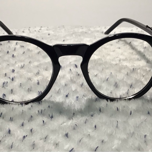 Glasses with clear lens - Picture 5 of 5